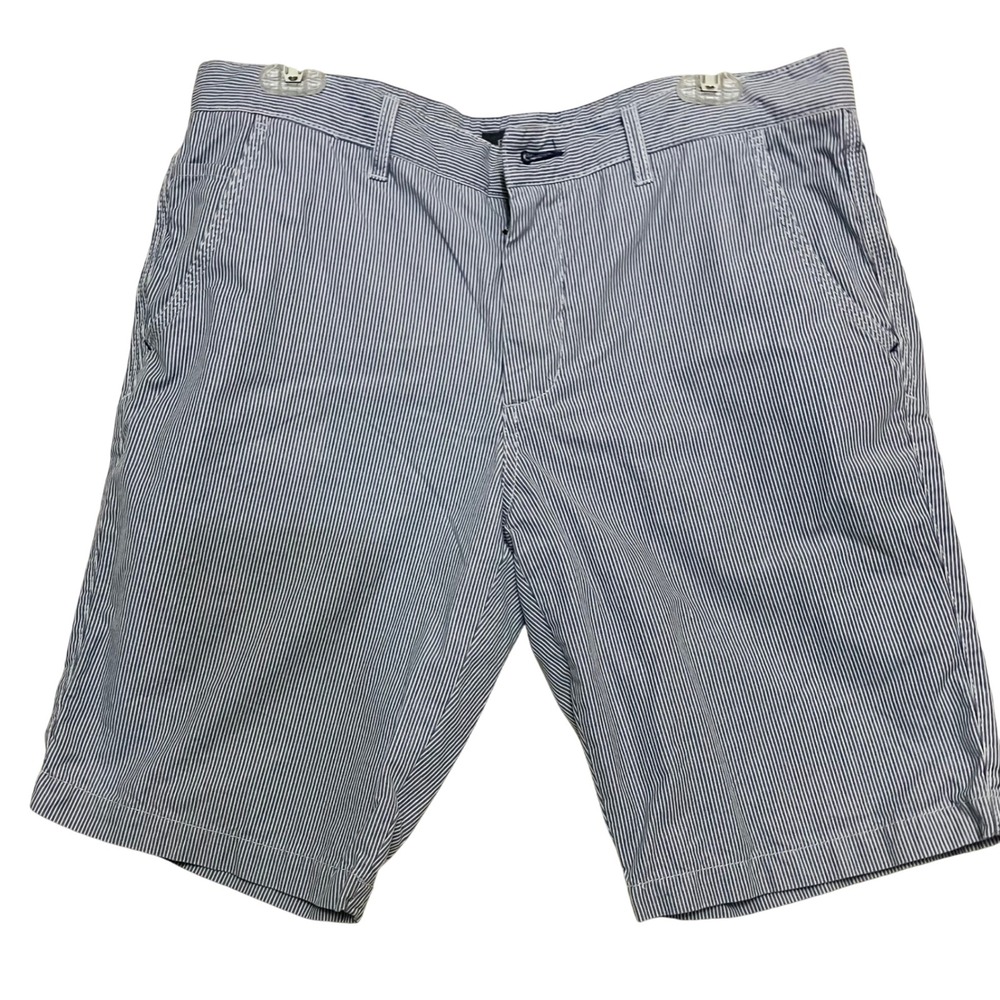 RW&CO Seersucker Shorts Women 32 Blue Excellent Condition Striped Cotton Casual